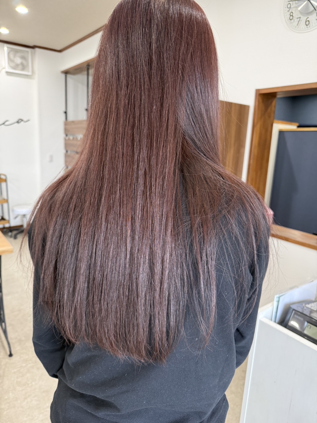 施術後 艶のあるまとまった髪